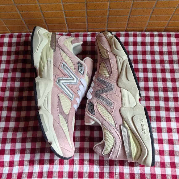 New Balance 9060 Rose Pink ๐ธ๐ (Women Size)๐ธ๐ - Picture 1 of 6